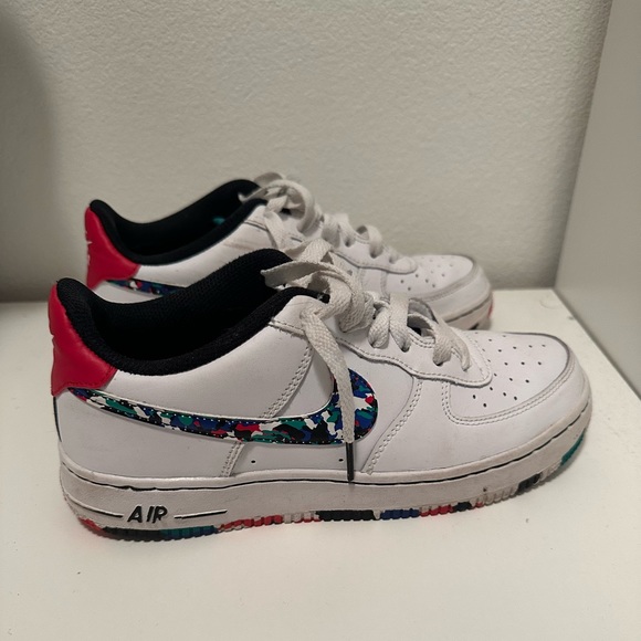 Nike Air Force 1 - Picture 1 of 4